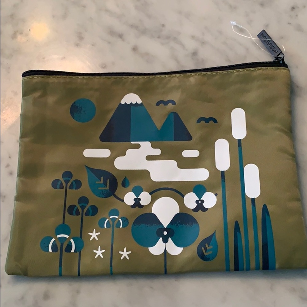 Toiletry bag
